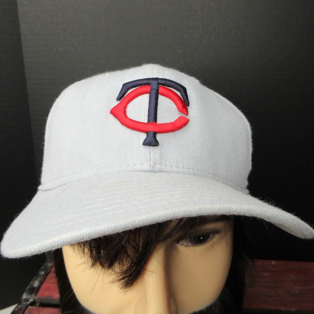Minnesota Twins MLB Baseball Cap Hat Light Gray Red Blue Logo Adjustable Strap